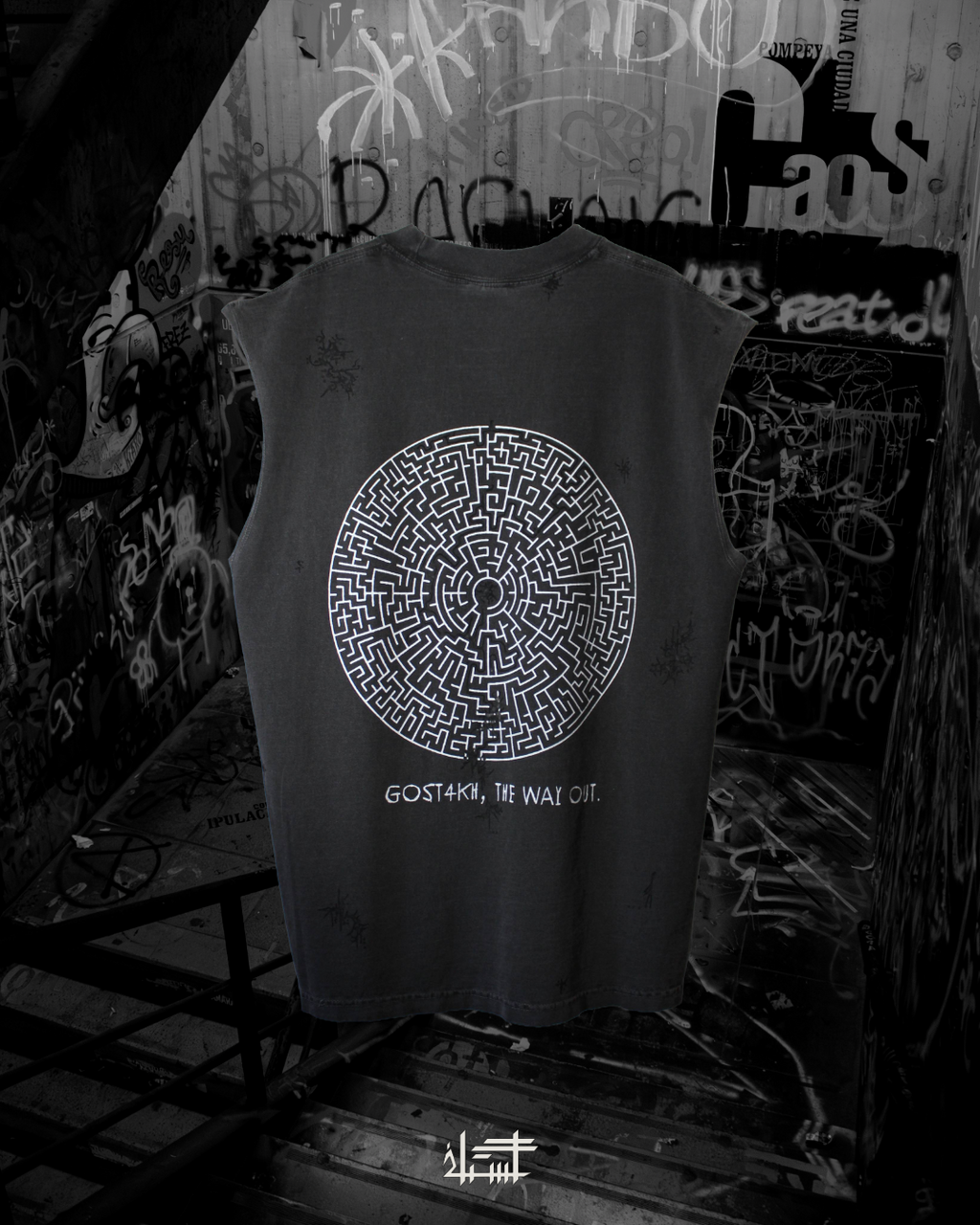 P4TH Sleeveless Shirt